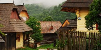 Влколинец: колоритная старинная деревня на земле волков