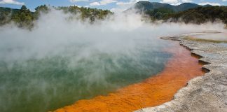 10 странных мест на Земле, в существование которых сложно поверить