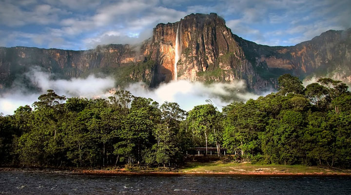 Wodospad Salto Angel: cud natury, w który trudno uwierzyć