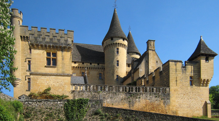 Zamek Puymartin: jeden z najbardziej znanych zamków w Dordogne